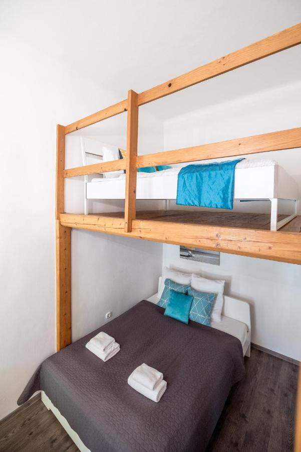 Central Quiet Studio B&B, Airport Connection Budapest Bagian luar foto